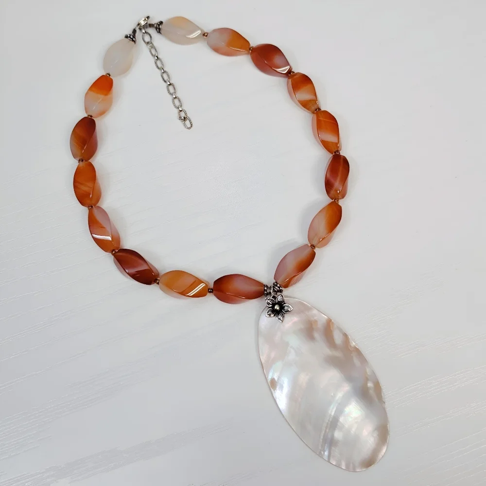 Vintage Sterling Silver Carnelian Mother Of Pearl Floral Pendant Necklace 18